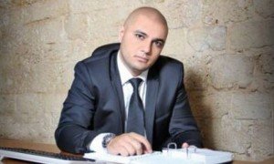 موقع يافا اليوم  - المحامي وليد كبوب ينجح في إقناع النيابة بعدم توجيه لائحة إتهام