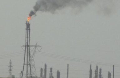 موقع يافا اليوم  - النفط يرتفع متجاهلا 