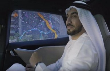 موقع يافا اليوم  - فيديو: دبي تعرض فيديو لسيارة ذاتية القيادة في شوارعها