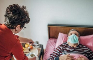 موقع يافا اليوم  - كيف تتجنب عدوى كورونا مع وجود شخص مصاب في المنزل؟